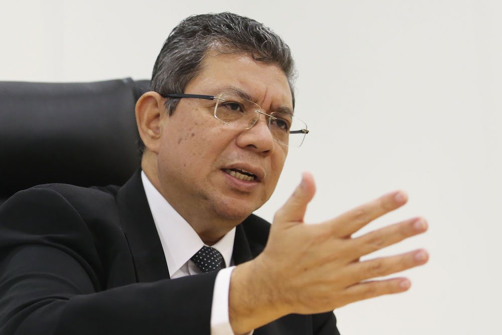 Saifuddin Abdullah Orders Thorough Investigation Into Mcmc S Twitter Fiasco