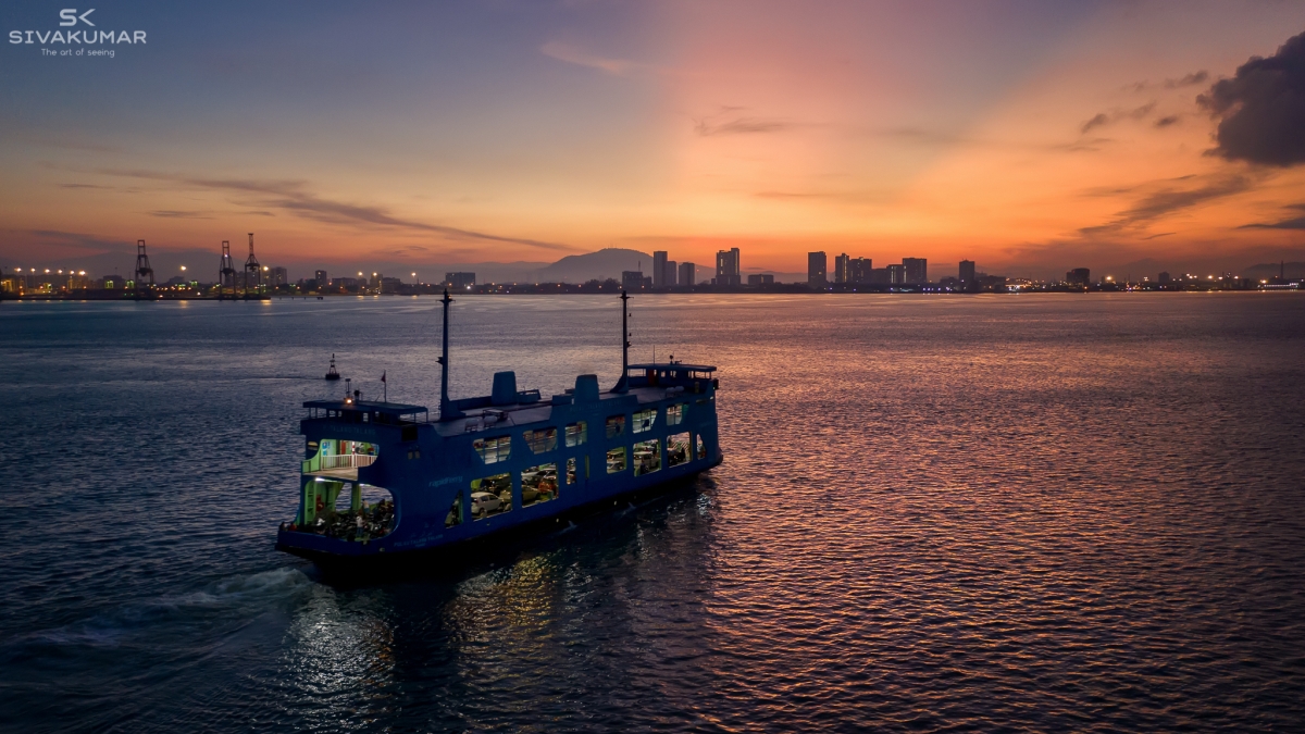 Drone Pilot Perfectly Captures Penang S Iconic 126 Year Old Ferry Service